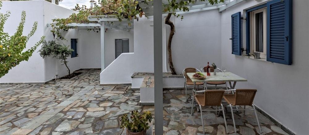 Coralli Seaside Resort Livadakia Exterior photo